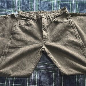 Mens black straight leg Rustler jeans size 34x32